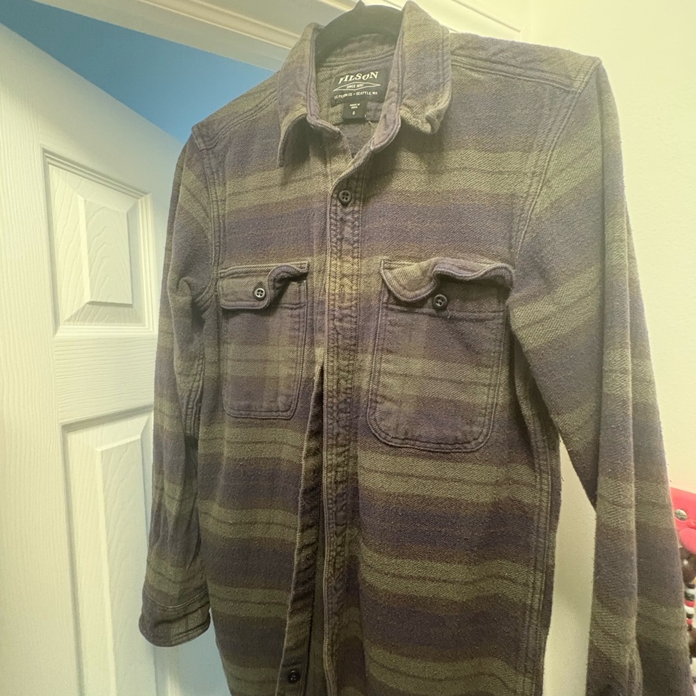 Filson Lightweight Shirt Jacket Gray and Green